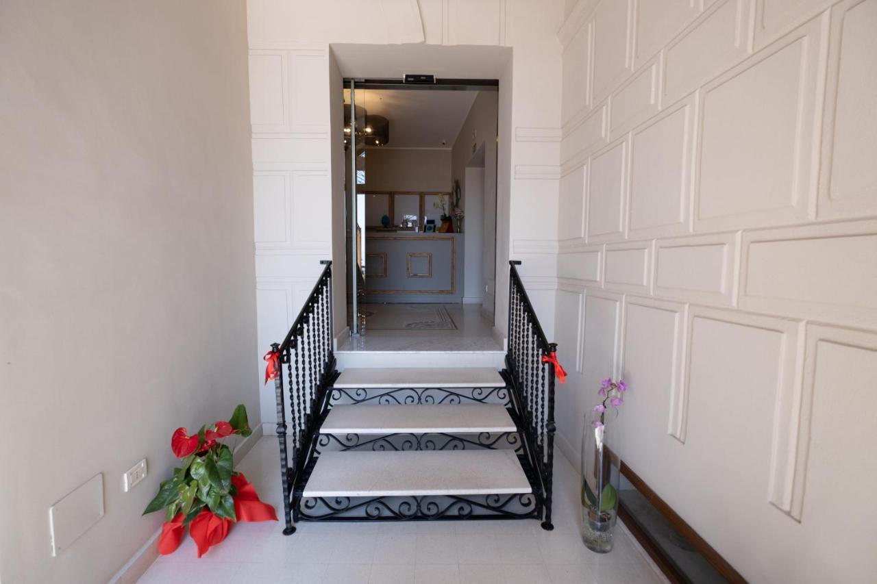Hotel Borgo Di Ciaula Santa Flavia Kültér fotó