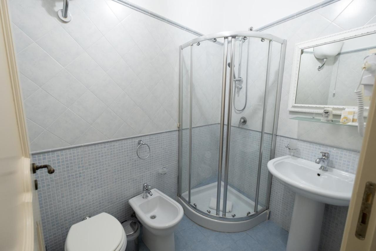 Hotel Borgo Di Ciaula Santa Flavia Kültér fotó